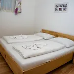 아파트 Rindis Platzl Apartmenthaus 슈라드밍