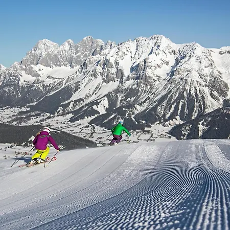 アパート Rindis Platzl Apartmenthaus *