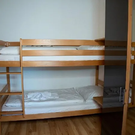 アパート Rindis Platzl Apartmenthaus シュラートミンク