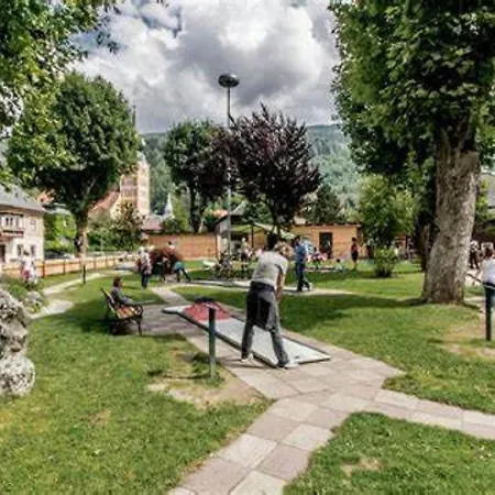 アパート Rindis Platzl Apartmenthaus シュラートミンク