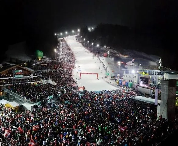 Lägenhet Rindis Platzl Apartmenthaus Schladming